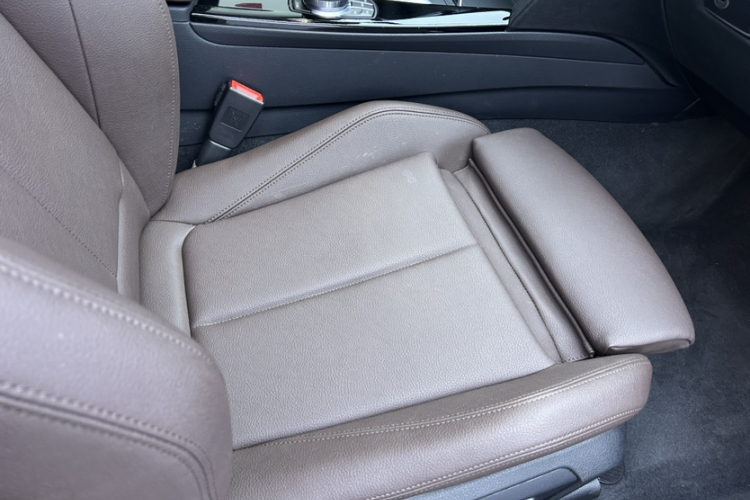 BMW 3 Series 2019 #27 BMW 3 Series 2019 car image #27