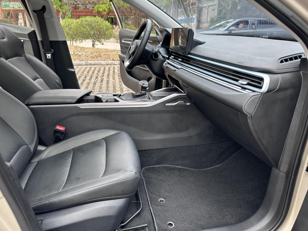 GEELY Emgrand 2022 car image #22