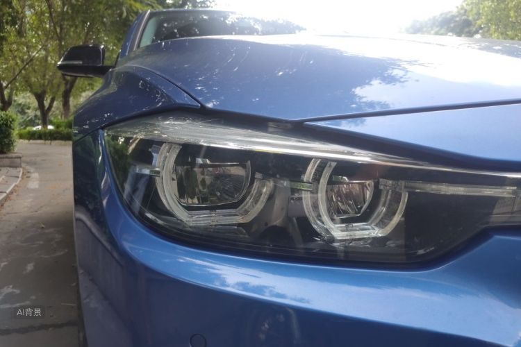 BMW 3 Series 2018 car image #8