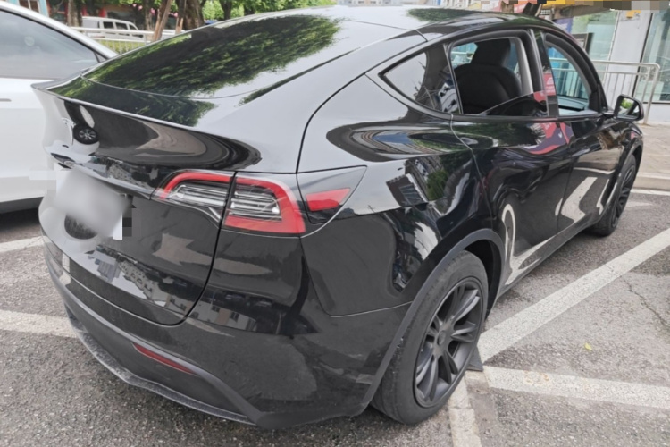 Tesla Model Y 2023 #7 Tesla Model Y 2023 immagine di auto #7
