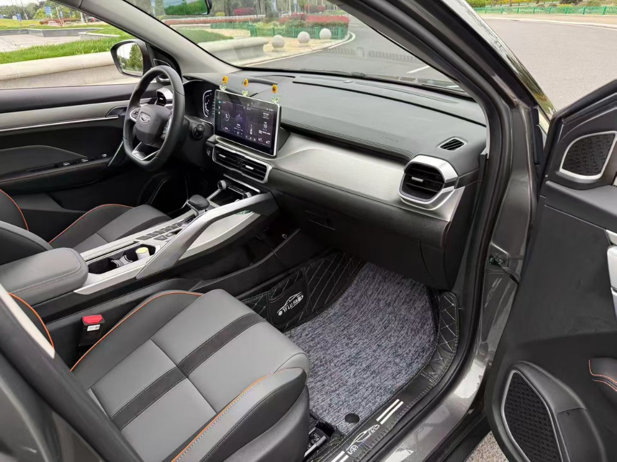 GEELY Coolray 2023 #6 GEELY Coolray 2023 car image #6