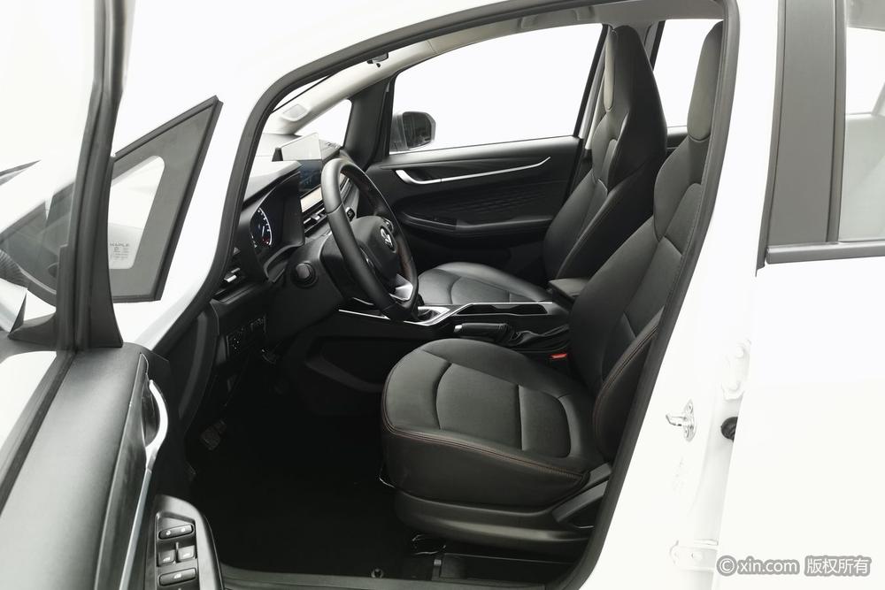 Livan X3 PRO 2023 #17 Livan X3 PRO 2023 car image #17
