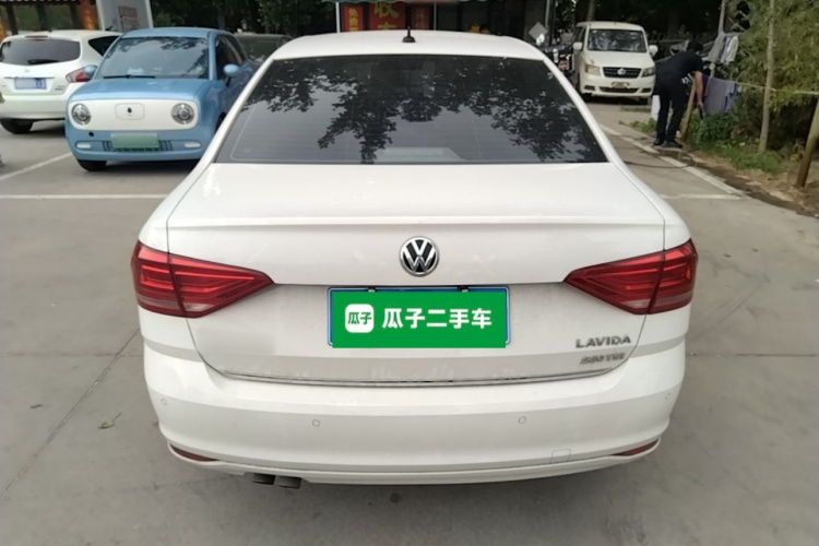 Volkswagen Lavida 2018 car image #6