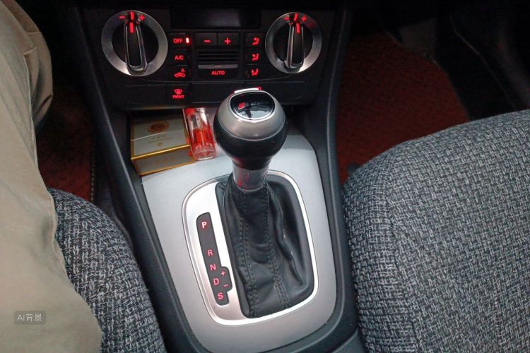 Audi Q3 2016 #16 Audi Q3 2016 car image #16