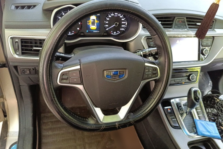 GEELY Emgrand GS 2016 car image #12