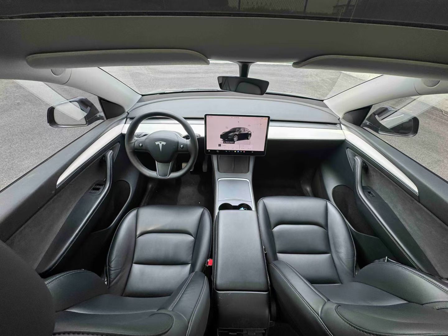 Tesla Model Y 2023 #5 Tesla Model Y 2023 car image #5