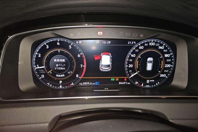 Volkswagen Golf 2020 car image #12