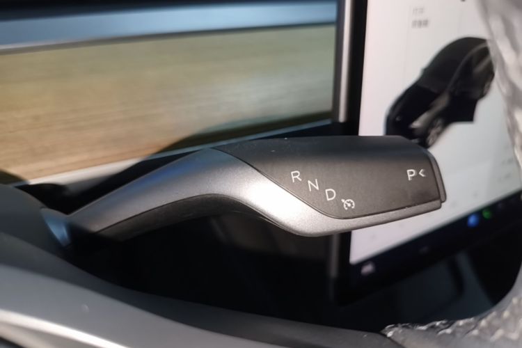Tesla Model Y 2022 #14 Tesla Model Y 2022 immagine di auto #14