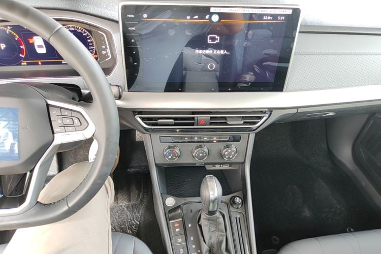 Volkswagen Lavida 2026 car image #13