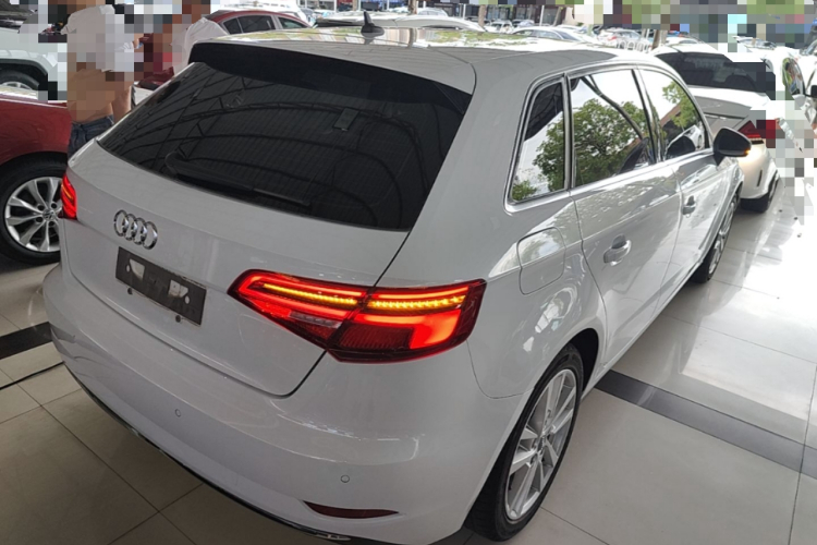 Audi A3 2019 #5 Audi A3 2019 صورة سيارة #5
