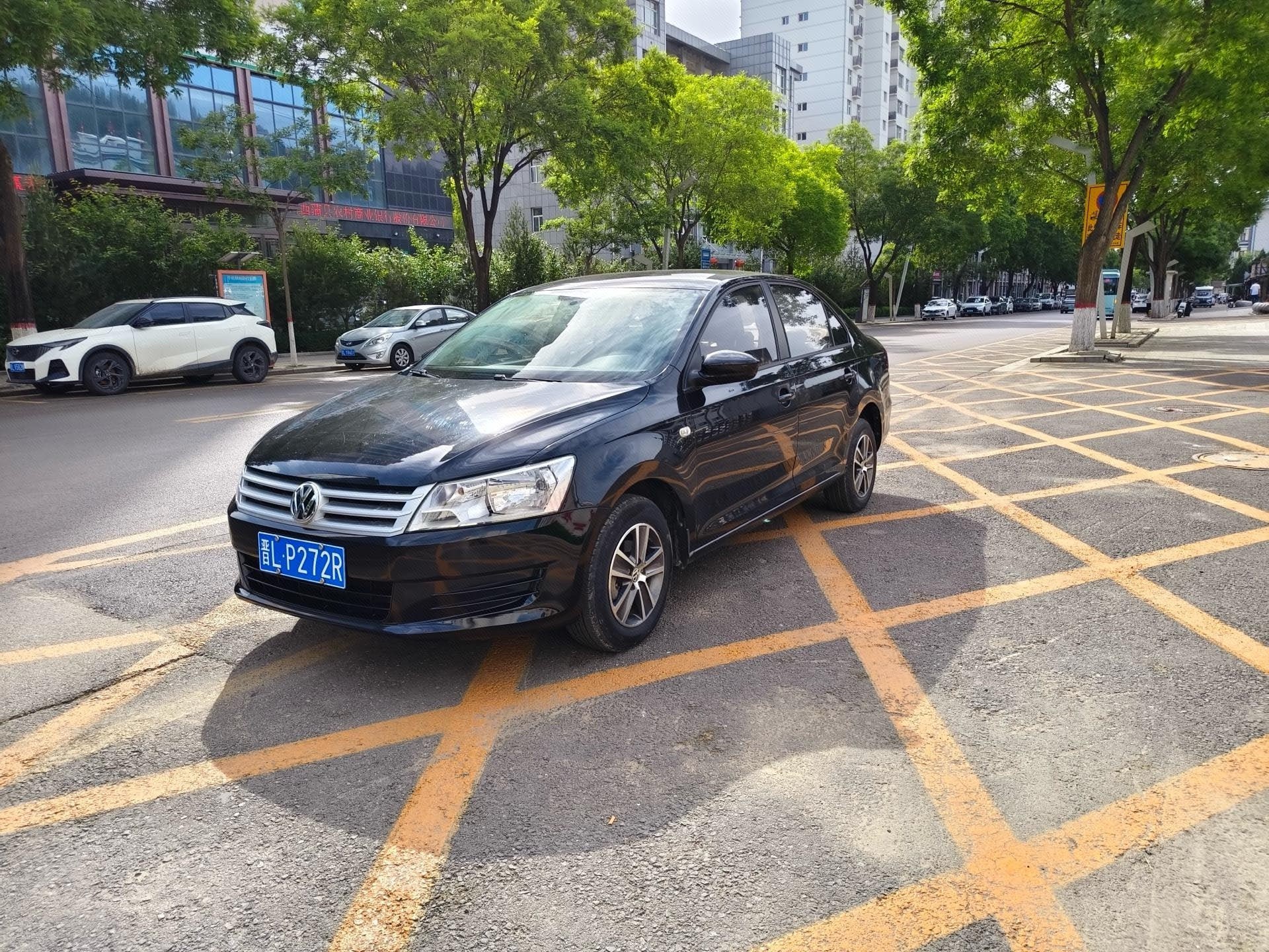Volkswagen Santana 2016 car image 