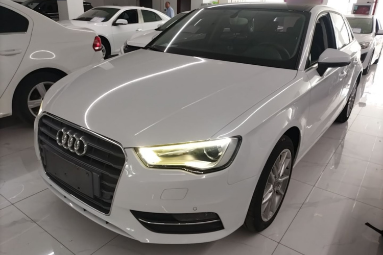 Audi A3 2015 car image #2
