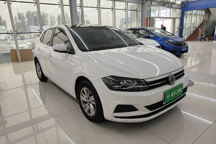Volkswagen Polo 2020 car image #4