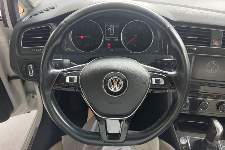 Volkswagen Golf 2017 #15 Volkswagen Golf 2017 car image #15