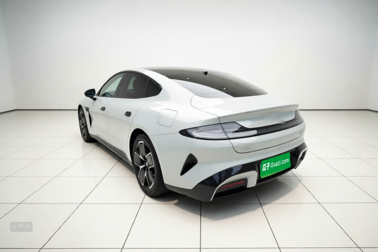 MI SU7 2025 car image #5