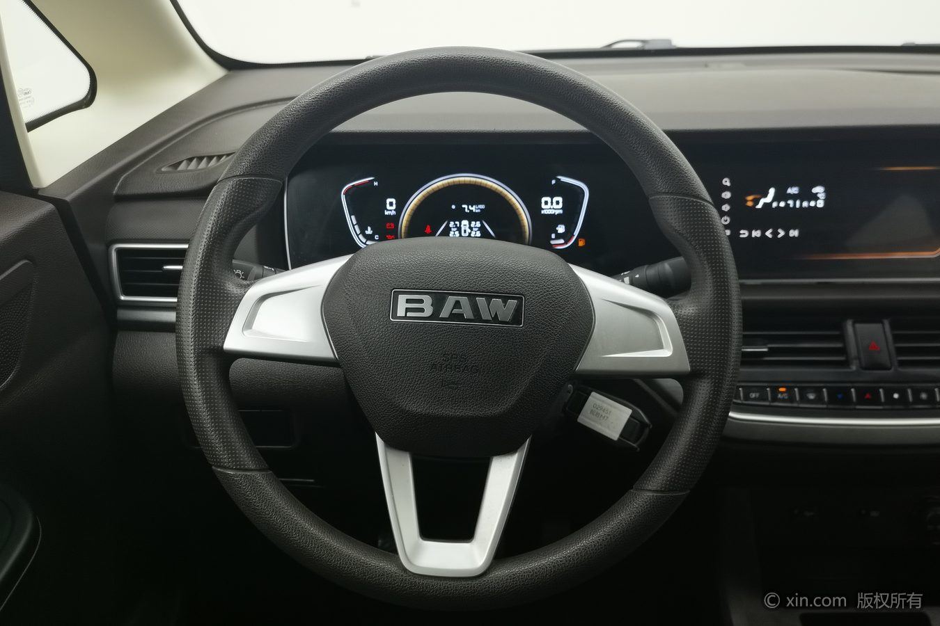 Beijing 2024 car image #11
