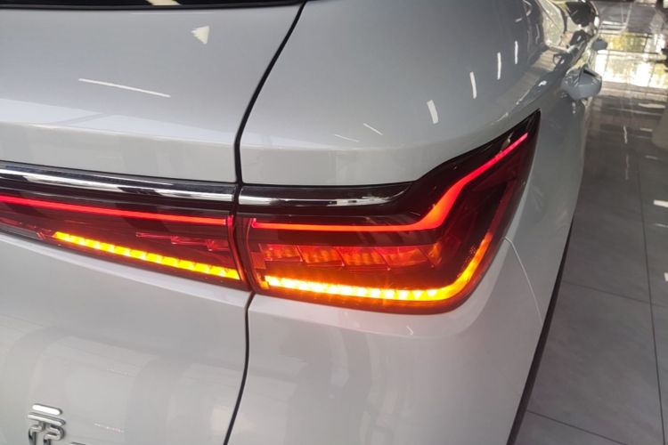 BYD Yuan Plus 2023 car image #8