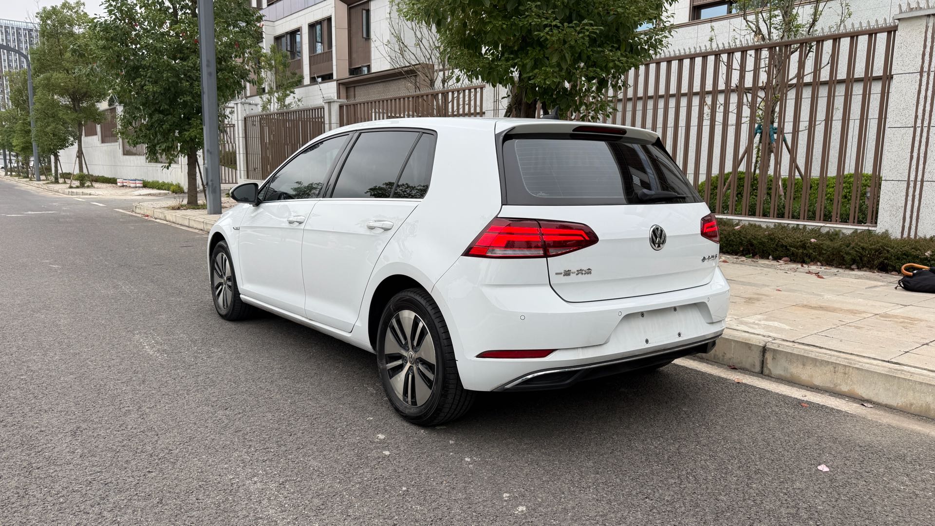 Volkswagen Golf Pure Electric 2020 #3 Volkswagen Golf Pure Electric 2020 immagine di auto #3