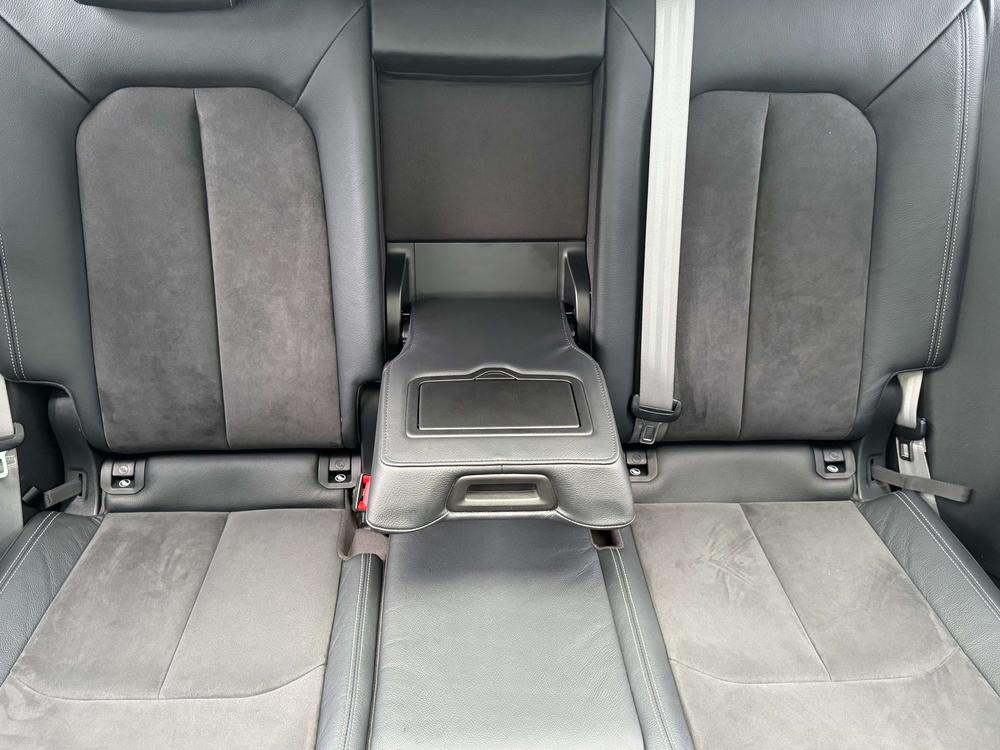 Audi Q3 2021 car image #23