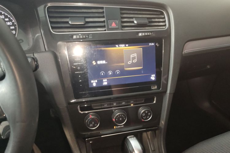 Volkswagen Golf 2020 изображение автомобиля #13