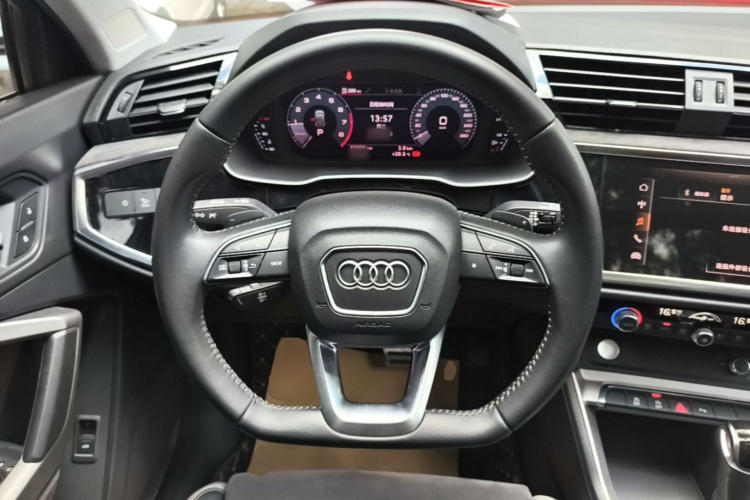 Audi Q3 2020 #15 Audi Q3 2020 car image #15