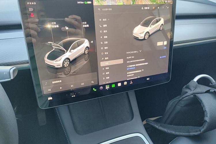 Tesla Model Y 2022 #13 Tesla Model Y 2022 car image #13