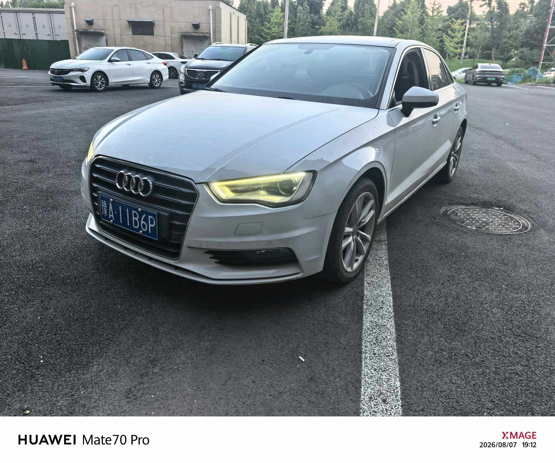 2016 2016 car image