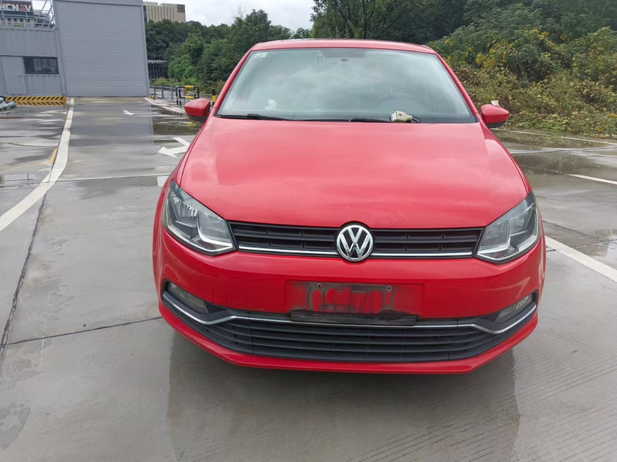 Volkswagen Polo 2017 car image #2