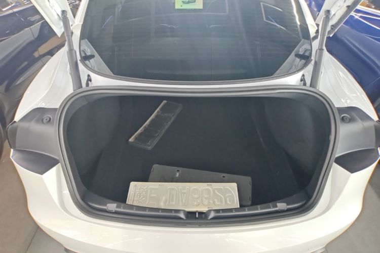 Tesla Model 3 2026 #19 Tesla Model 3 2026 car image #19