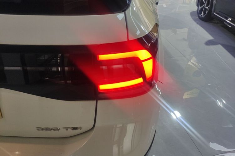 Volkswagen T-Cross 2021 #8 Volkswagen T-Cross 2021 car image #8