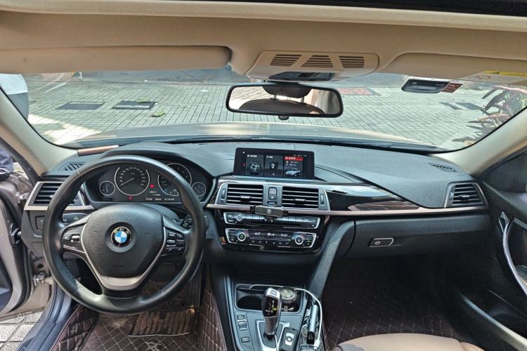 BMW 3 Series 2019 #11 BMW 3 Series 2019 car image #11