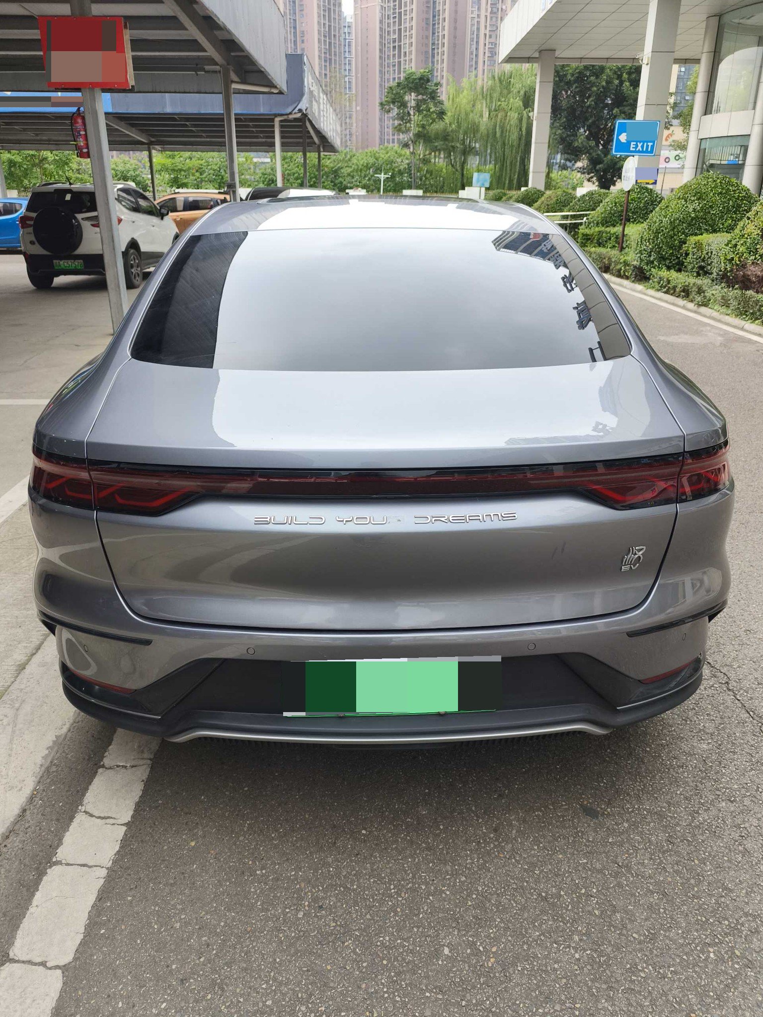 BYD Han 2023 #5 BYD Han 2023 car image #5