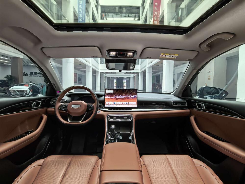 GEELY Emgrand 2025 car image #12