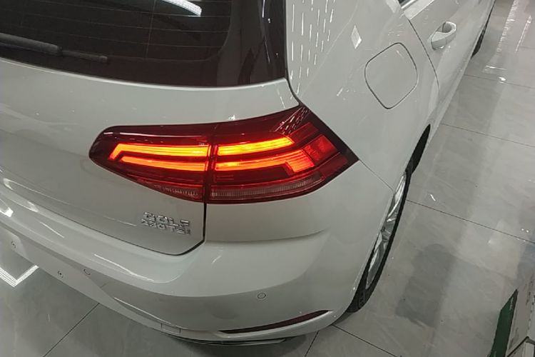 Volkswagen Golf 2018 #8 Volkswagen Golf 2018 car image #8