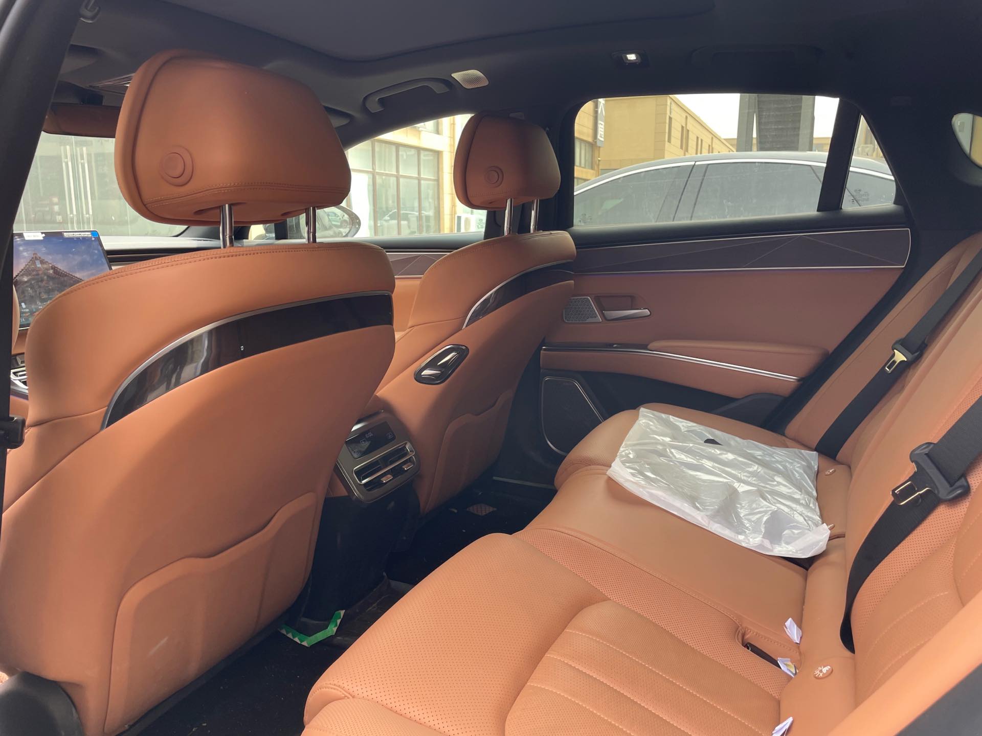 BYD HanL 2025 car image #5