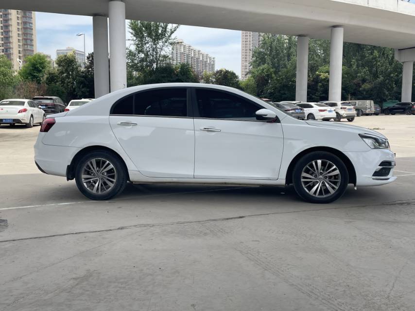 GEELY Emgrand 2019 car image #3