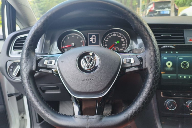 Volkswagen Golf 2018 #11 Volkswagen Golf 2018 car image #11