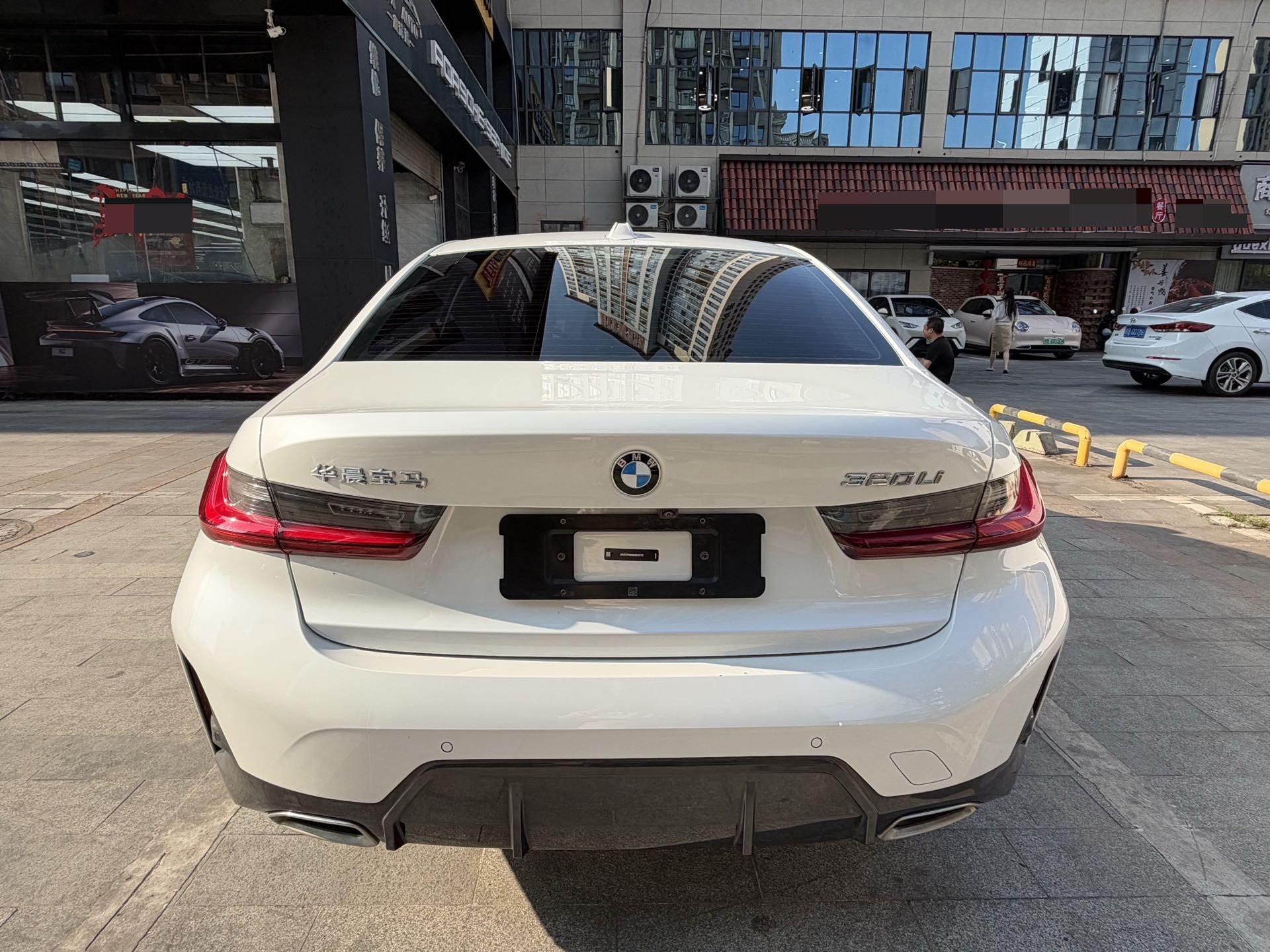 BMW 3 Series 2024 imagem de carro #7