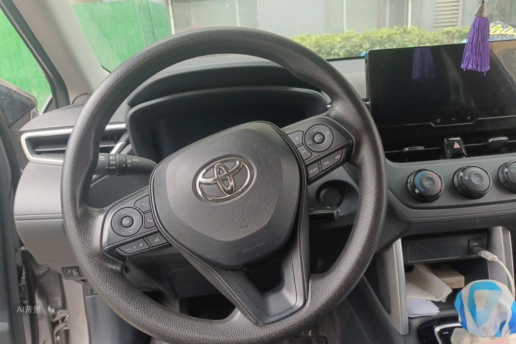 Toyota Corolla Cross 2024 immagine di auto #12