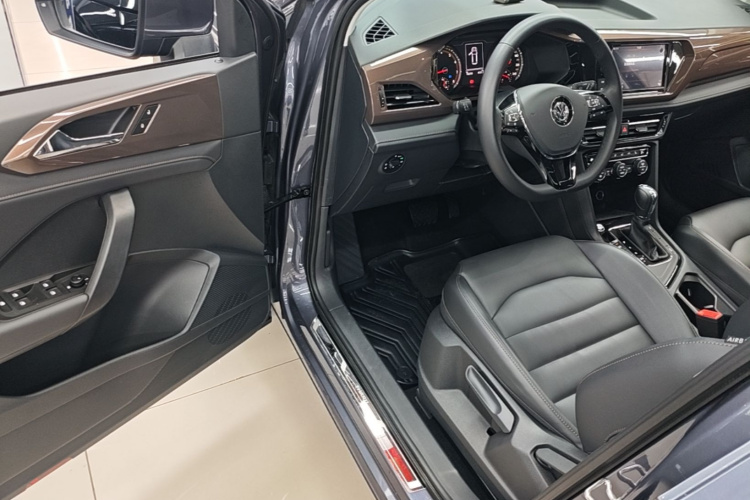 Volkswagen Tharu 2019 imagem de carro #16