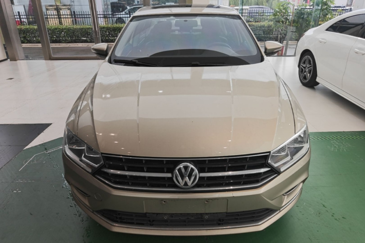 Volkswagen Bora 2017 car image #3