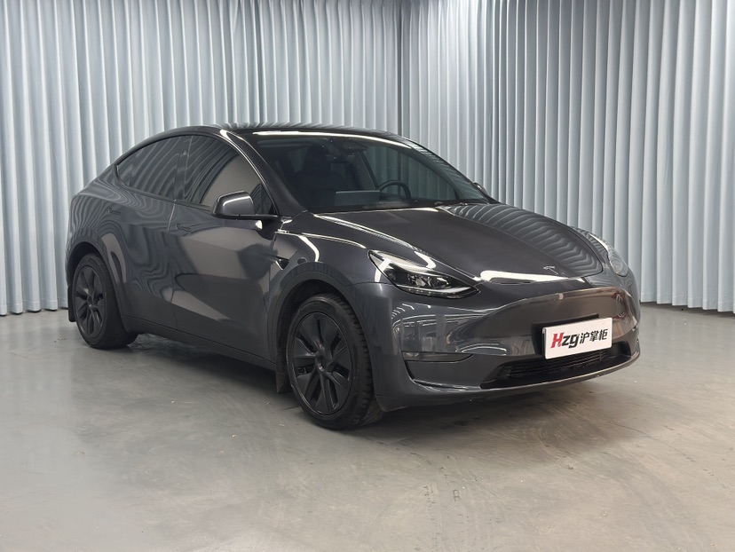 Tesla Model Y 2024 #3 Tesla Model Y 2024 car image #3