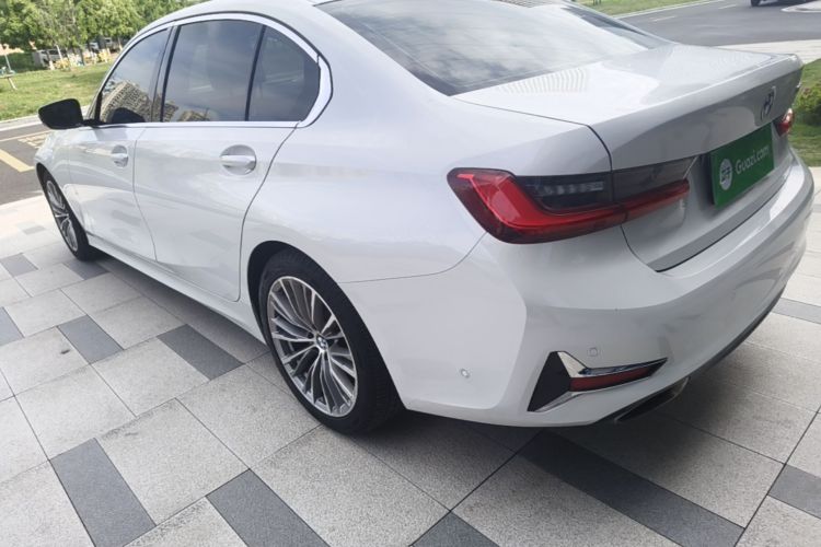 BMW 3 Series 2019 #7 BMW 3 Series 2019 car image #7