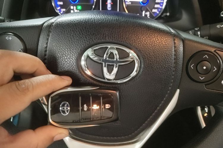 Toyota Corolla Hybird E+ 2019 immagine di auto #9