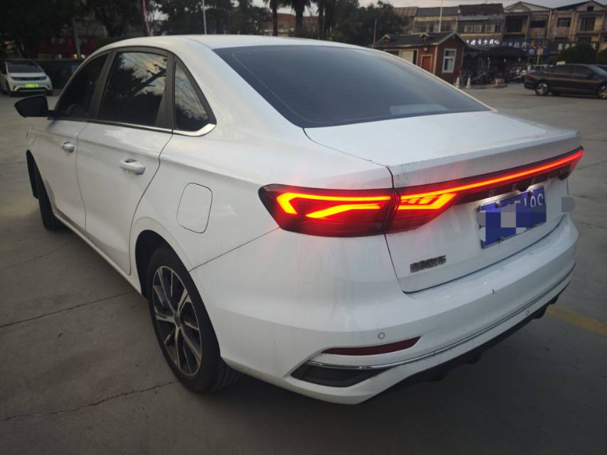 GEELY Emgrand 2021 #4 GEELY Emgrand 2021 car image #4