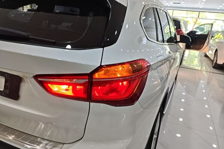 BMW X1 2017 car image #8