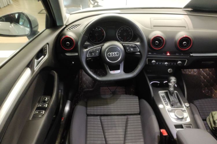 Audi A3 2020 car image #12