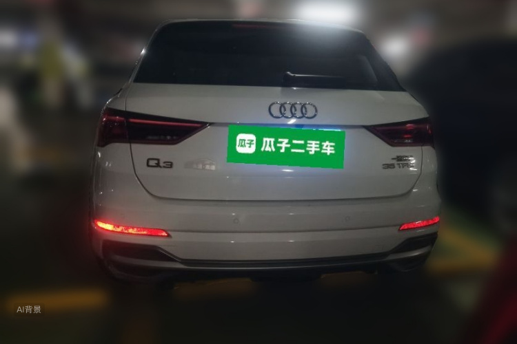 Audi Q3 2021 car image #6