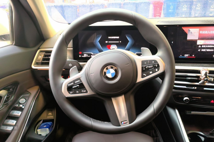 BMW 3 Series 2023 #12 BMW 3 Series 2023 car image #12
