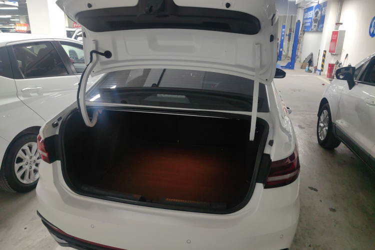 Volkswagen Lavida 2023 car image #19